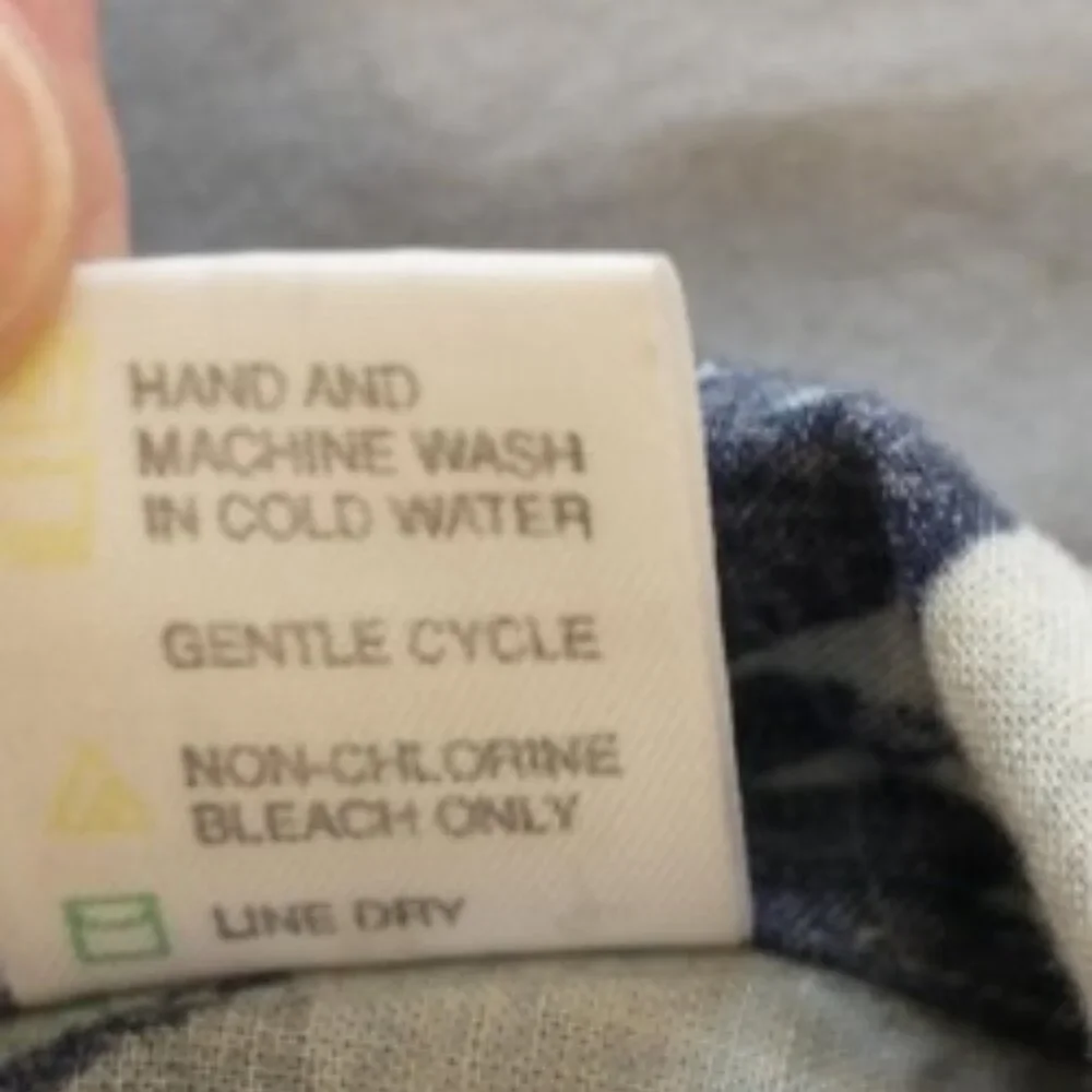 Vintage Island Fever Men's Button Down Hawaiian Shirt, Size Medium - Picture 7 of 7